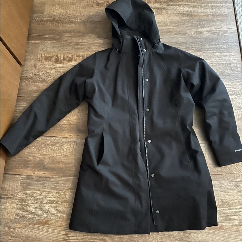 Patagonia black 3 in 1 jacket womens Size L Outdoor Winter Gear